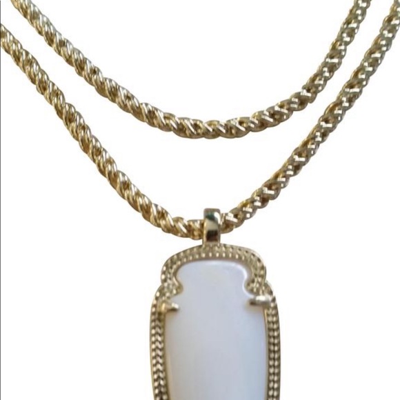Kendra Scott Mother of pearl necklace. - Picture 3 of 3